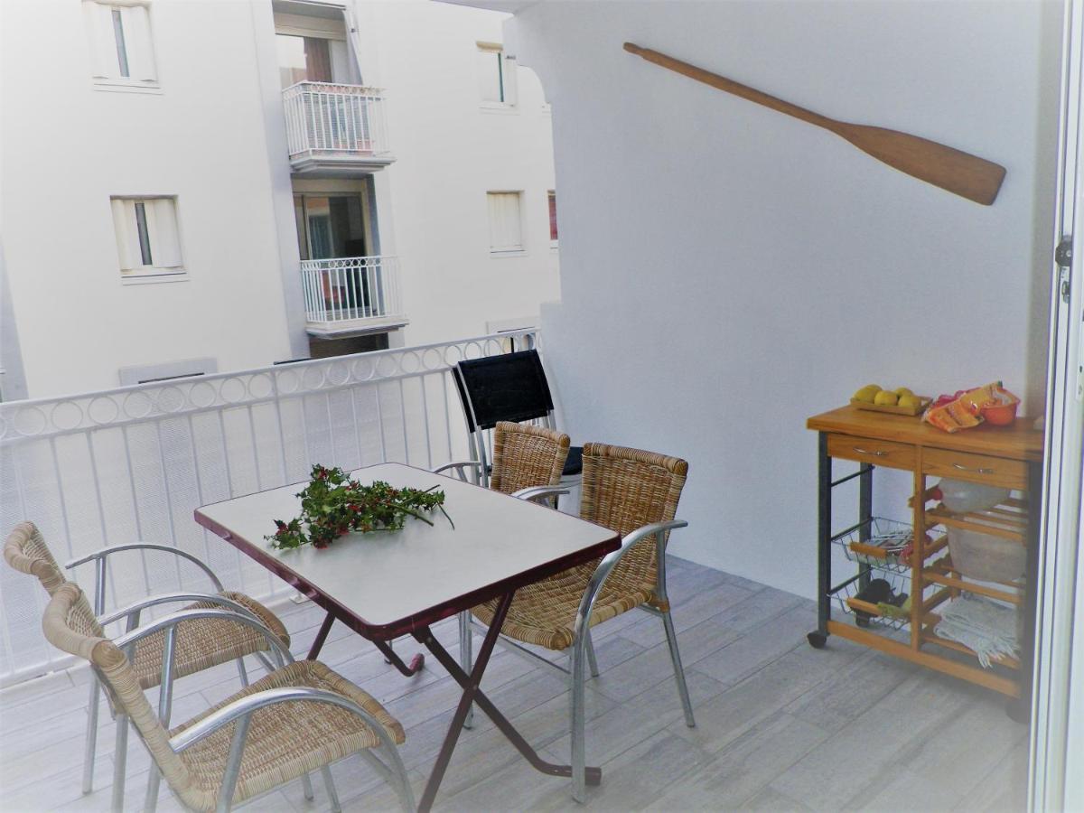 Amarine Joli T3 Centre Ville Terrasse Parking Et Velos Sete Exterior photo